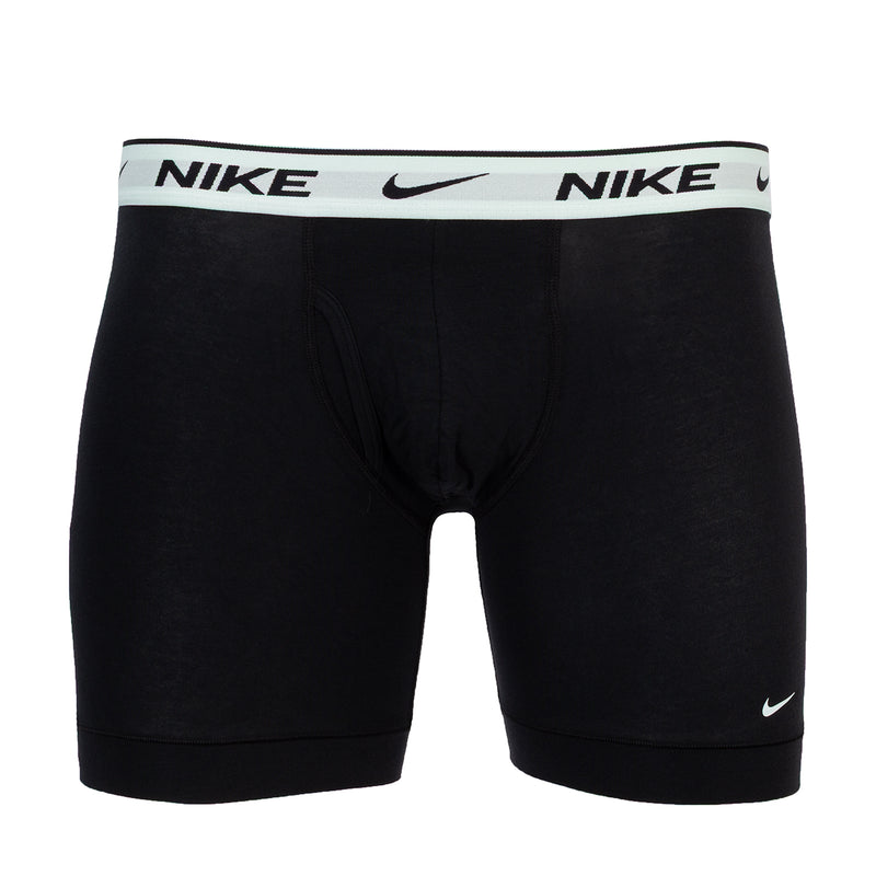 Men's Dri-FIT boxer briefs in black with Nike logo waistband
