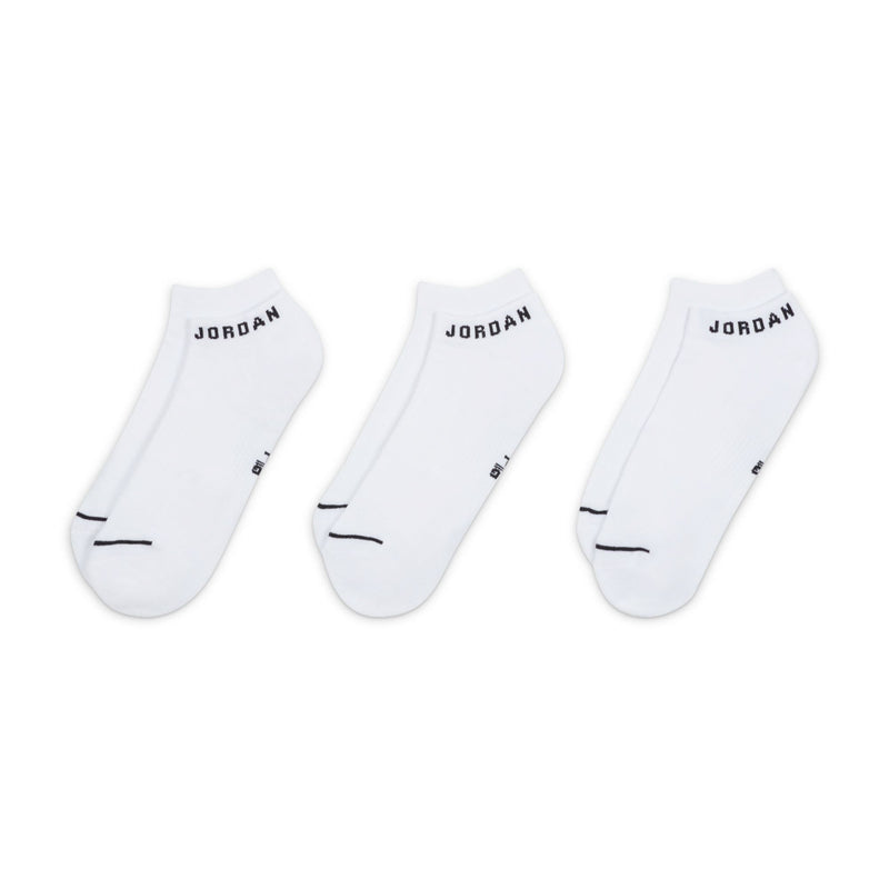3-pack no-show socks, white with JORDAN branding on cuff and thin black lines