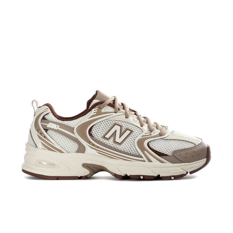 Women's 530 wide sneakers in cream with brown accents, mesh upper and N logo