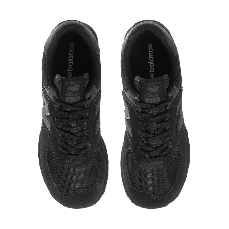 Men's New Balance 574 sneakers in black, front view with lace eyelets and N marks.