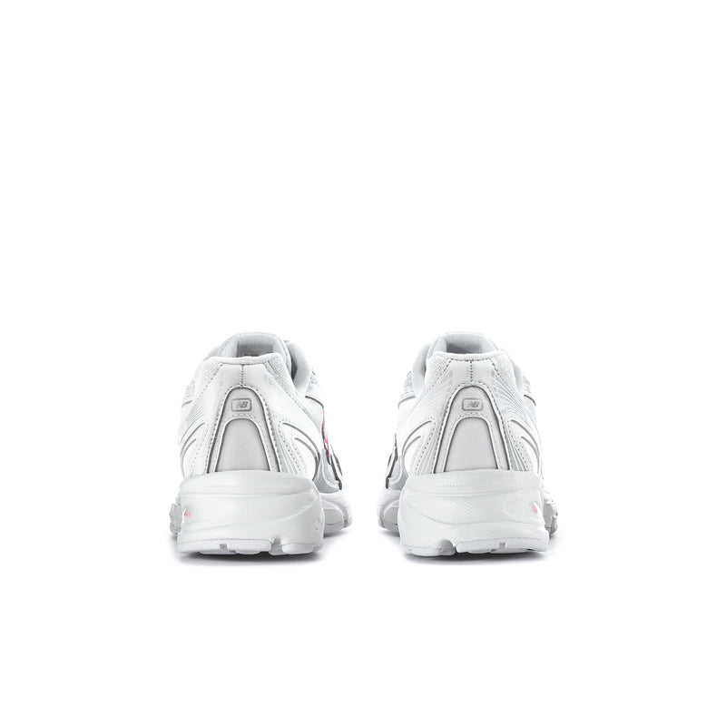 Youth silver metallic sneakers heel view with back pull tab and white cushioning