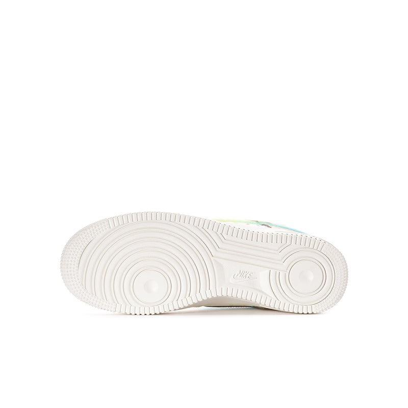 Youth low-top sneaker outsole, white rubber tread with circular traction pattern