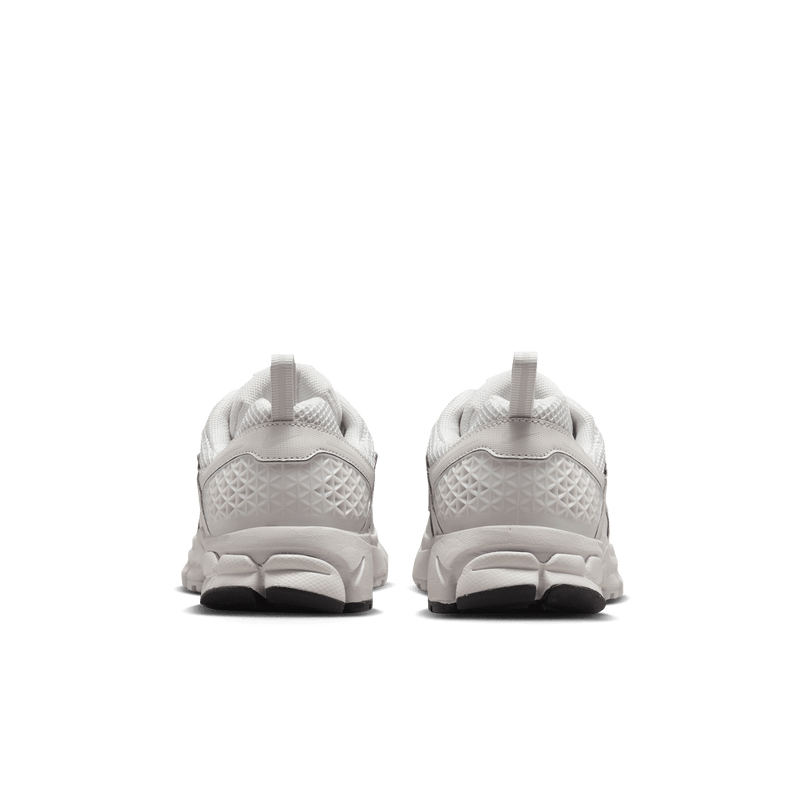 Big Kids' Nike Vomero 5 "White Vast Grey"
