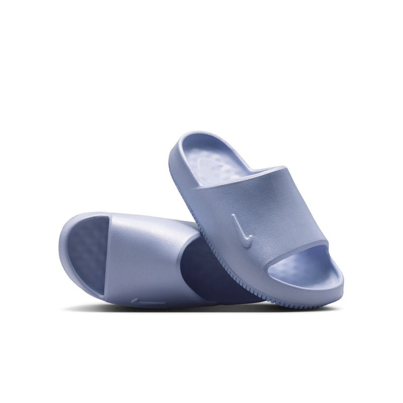 Youth slide sandal in light blue with swoosh-style logo and cushioned sole