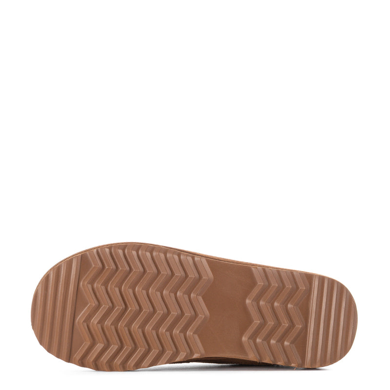 Carson women’s chestnut slipper outsole with textured rubber tread