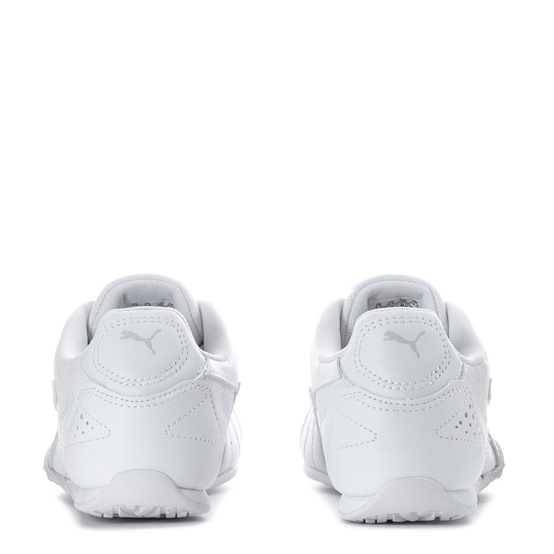 Youth low-top sneakers heel view, white leather-look upper with gray logo detail.