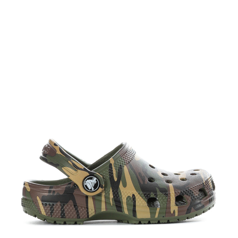 Toddler camo clog with heel strap, perforated upper, and side circular logo badge