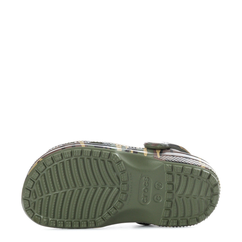 Toddler camo clog outsole with textured tread in dark green