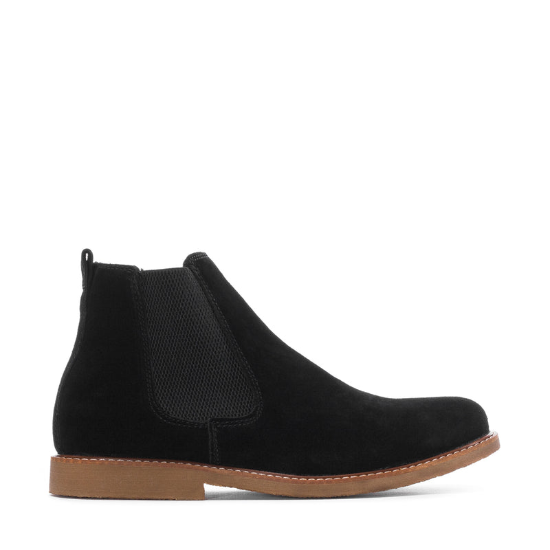 Darwin men's black chelsea boots with elastic side panels and tan rubber sole