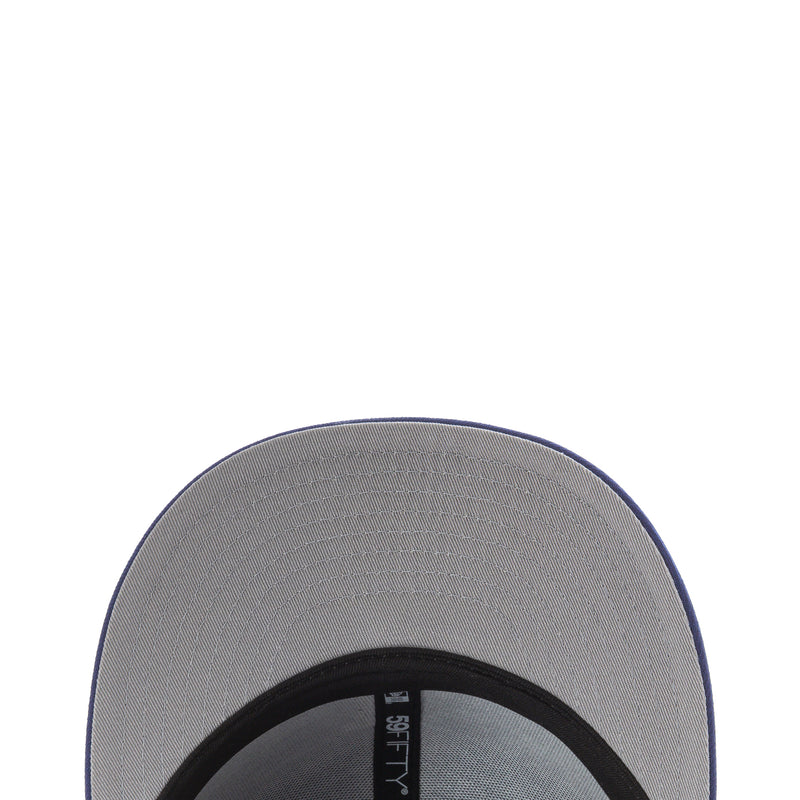 Gray interior cap lining with black inner label.