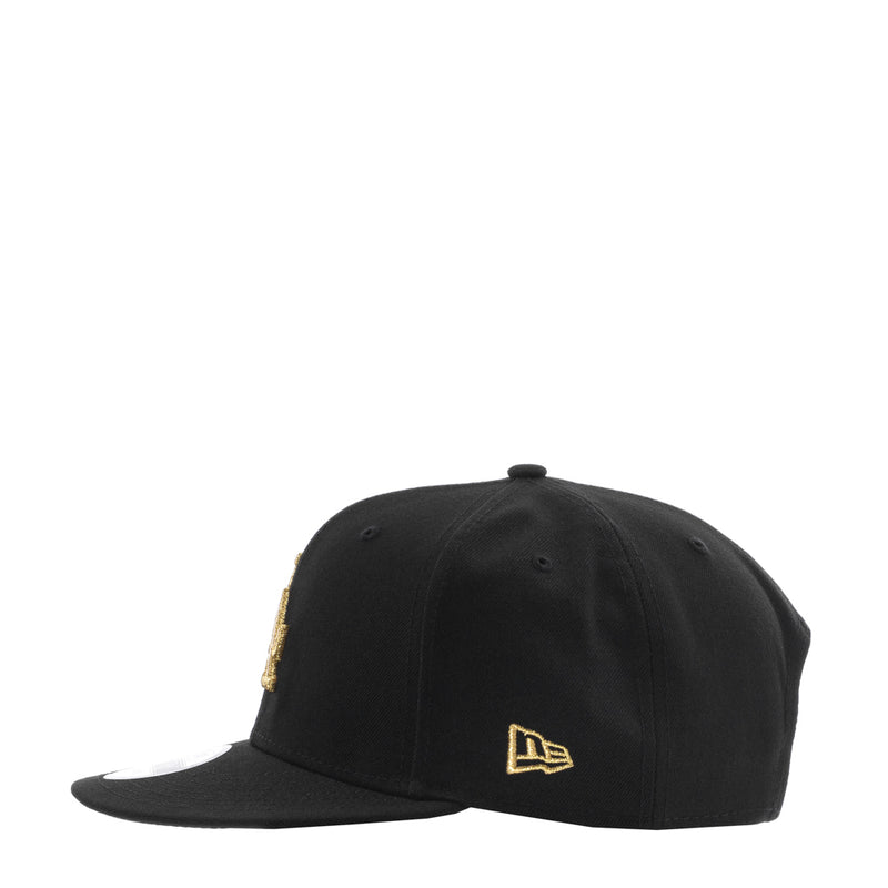 Black baseball cap with gold side LA emblem