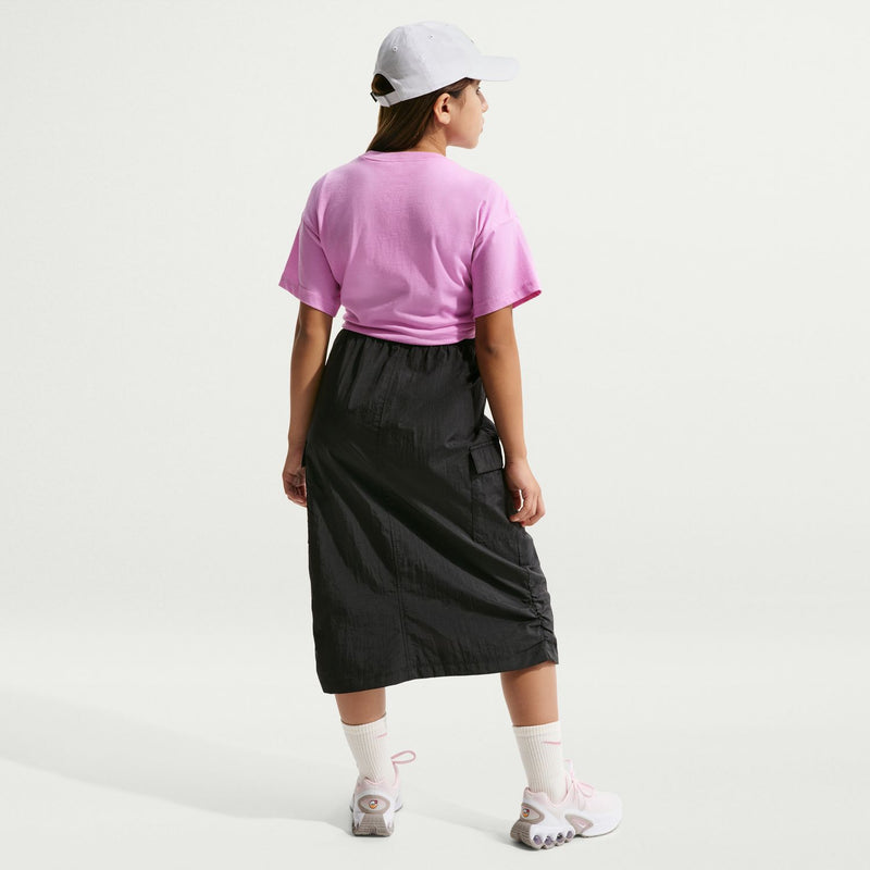 Youth boxy T-shirt in light magenta, back view