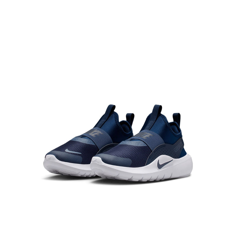 Kids navy athletic slip-on shoes with cushioned white sole and Nike swoosh