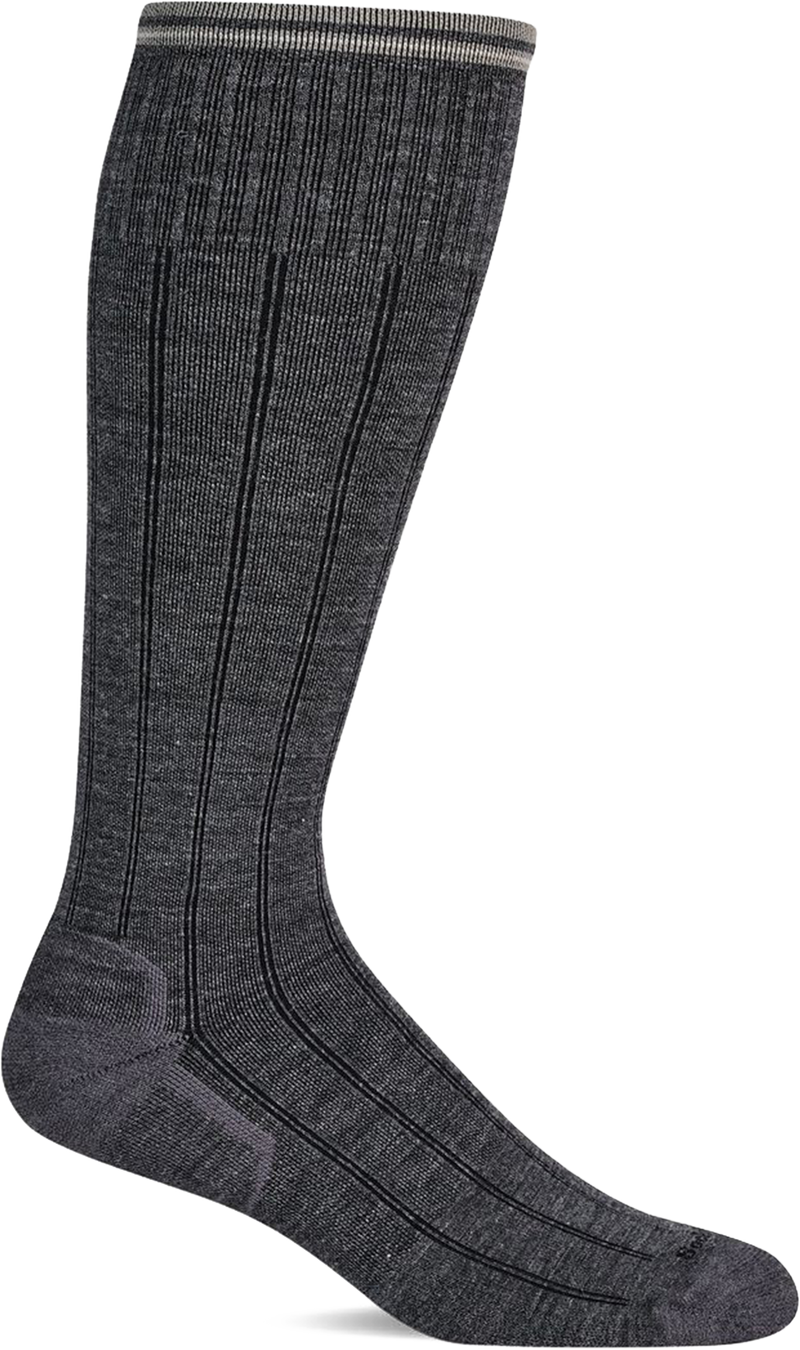 Quarter turn view Men's Sockwell Sock style name High Rise Rib Wide in color Charcoal. Sku: SW134M-850