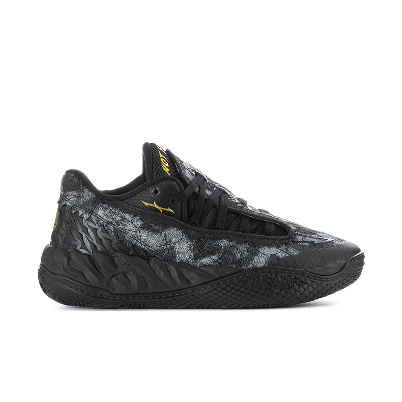 Men's low-top sneakers in dark gray/black with yellow accents and lace-up design