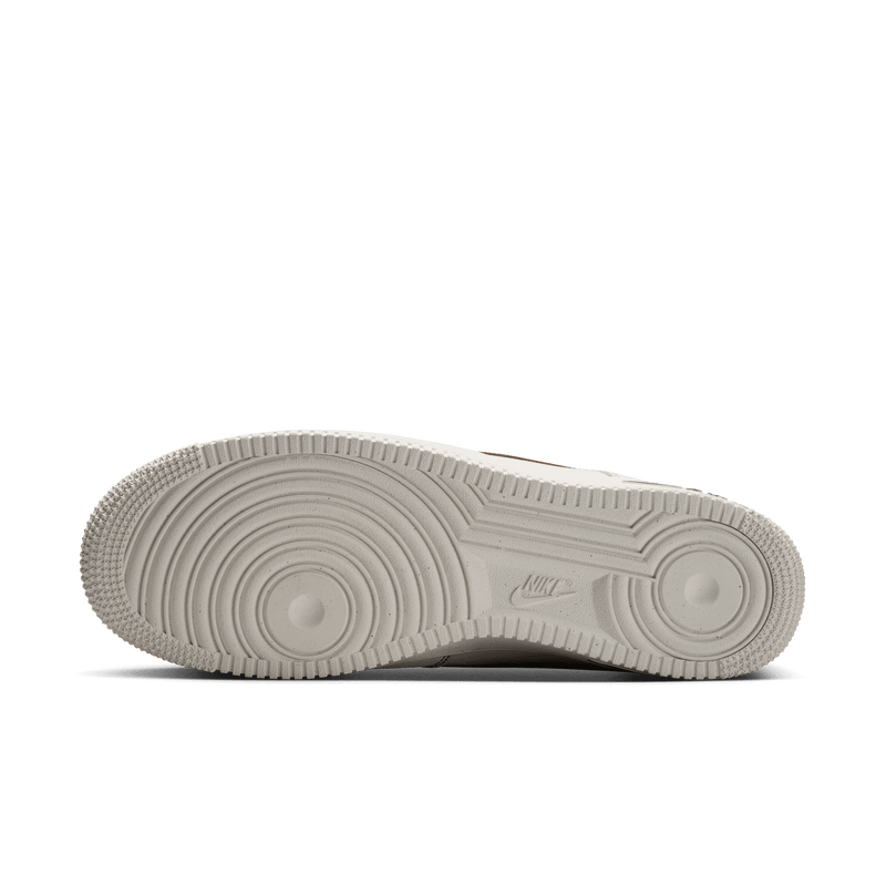 Men's Nike Air Force 1 '07 LV8 "Ivory Saddle Brown"