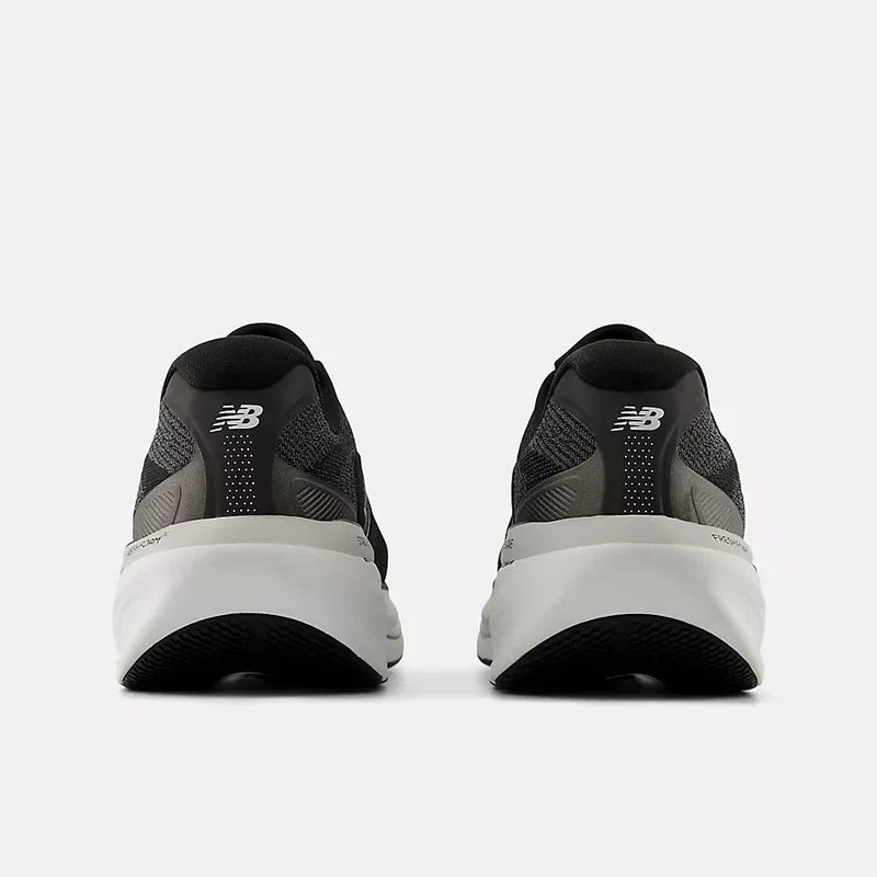 Men's New Balance 860v15