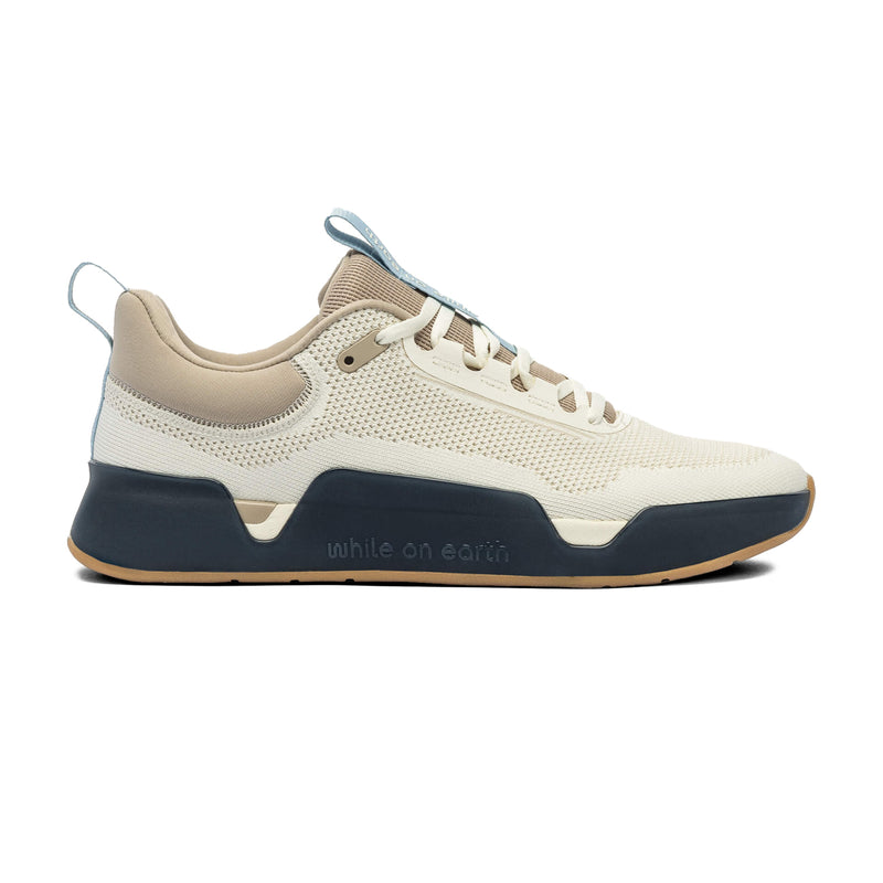 While On Earth Move Trainer (Wheat/Midnight)