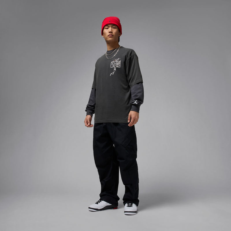 Black oversized crewneck T-shirt with front graphic print