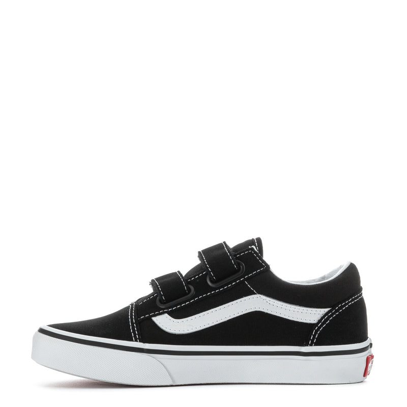 Kids' black skate sneakers with white V-style panel and double-strap closure