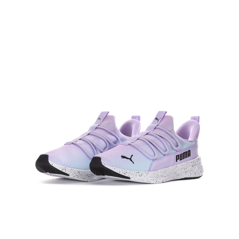 Youth wide Puma sneakers, pair view, lavender and light blue uppers with black heel