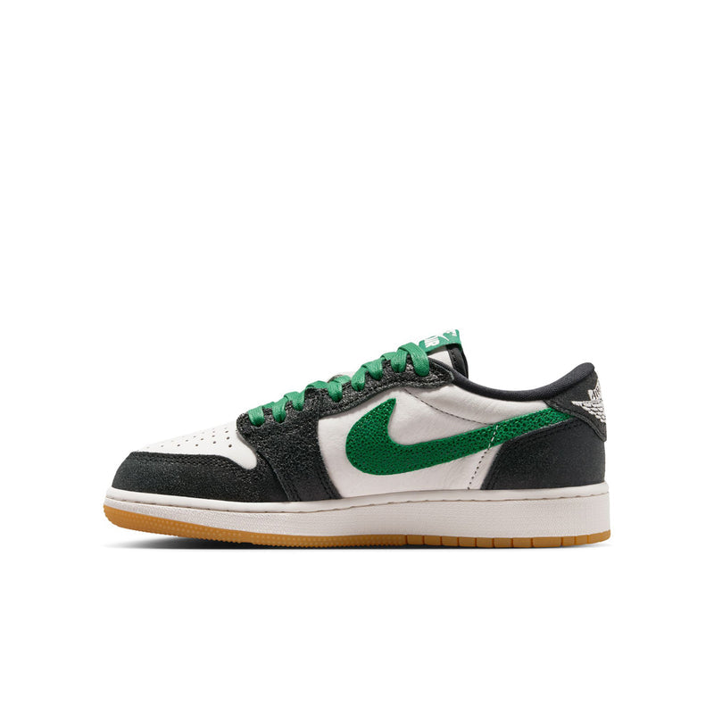 Youth low-top sneakers, angled side view, green lace-up with white toe box