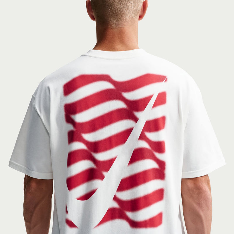 Men's sail soccer tee back graphic: large red striped U.S.A. print