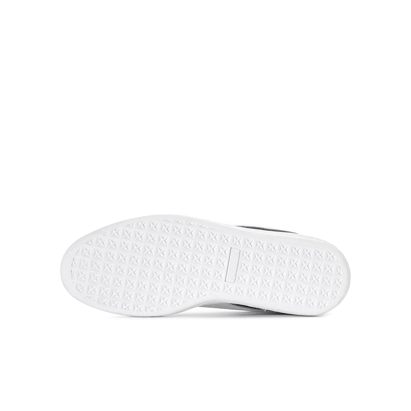 Youth sneaker outsole, white rubber tread base