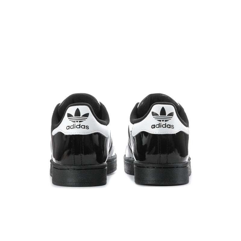 Men's adidas Superstar II sneakers, rear view with black heel and white adidas trefoil.
