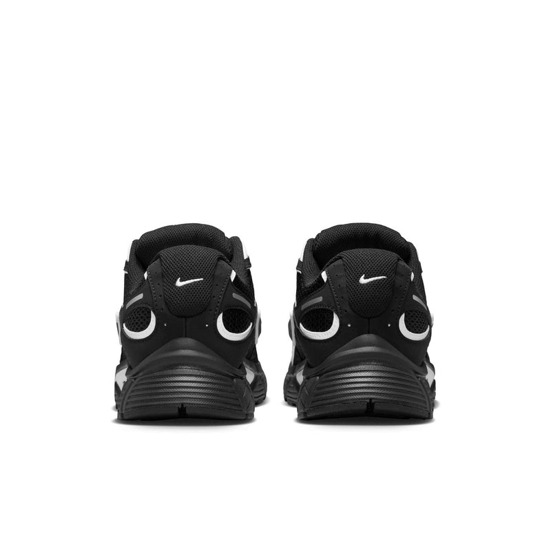 Men's black Nike running shoes, heel view with cushioned collar and tread sole