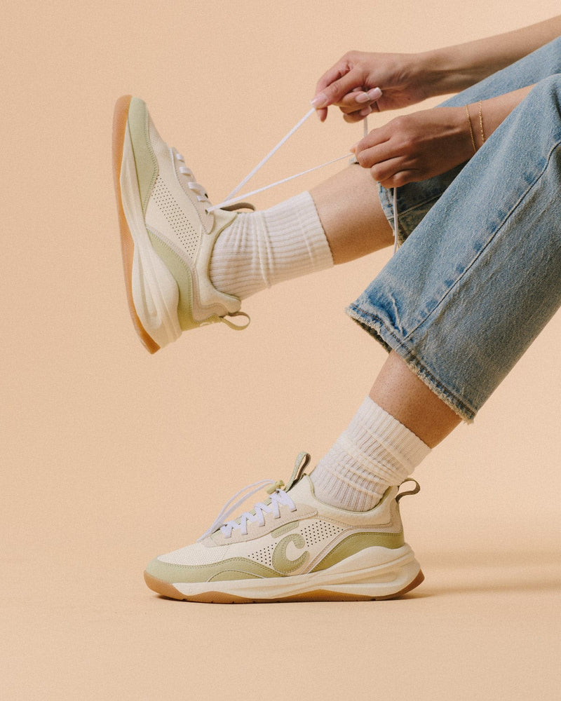 Women's Strada - Antique White / Sage / Gum