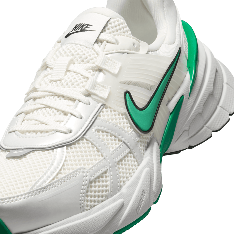 Women's Nike V2K Run "Pale Ivory Black Stadium Green"