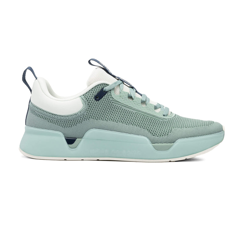 While On Earth Move Trainer (Mint/Surf)